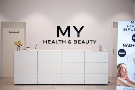 MY HEALTH AND BEAUTY Decke Kunden Beratung
